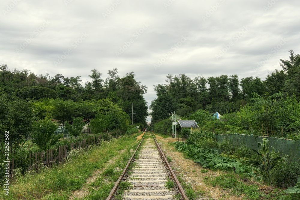 Fototapeta premium hangdong abandoned railroad