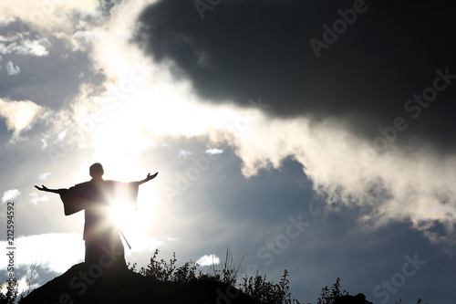 Tablou canvas Silhouette monk on the mountain prayer moses faith god