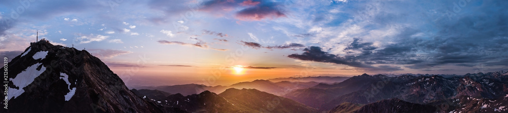 Panoramique 180° au Pic du Midi (Pyrénées) - obrazy, fototapety, plakaty 