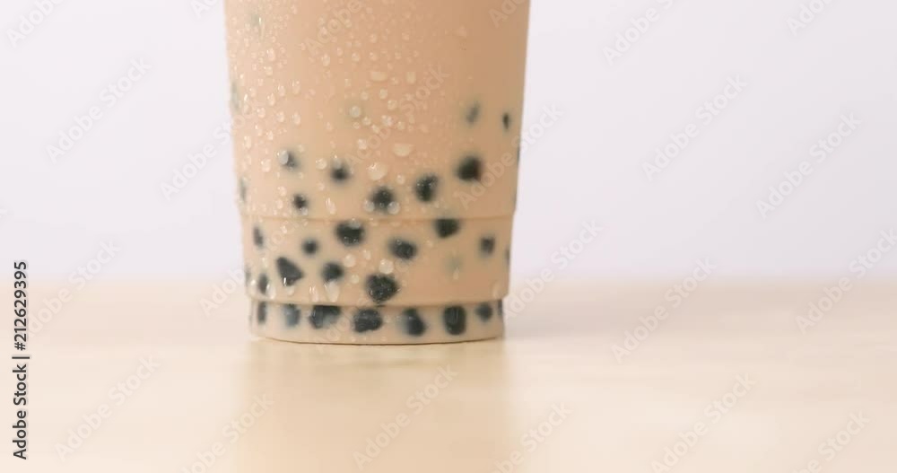 Iced bubble milk tea