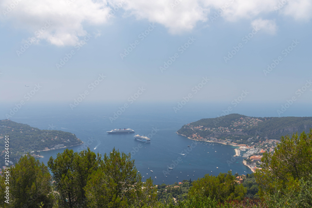 Blick auf das Cap Ferrat von der Grand Corniche Blick auf das Cap Ferrat von der Grand Corniche