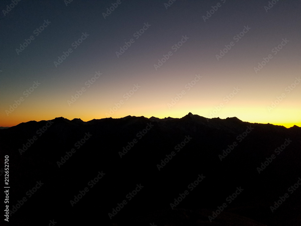 Obraz premium Trinity Alps California Mountains Sunset