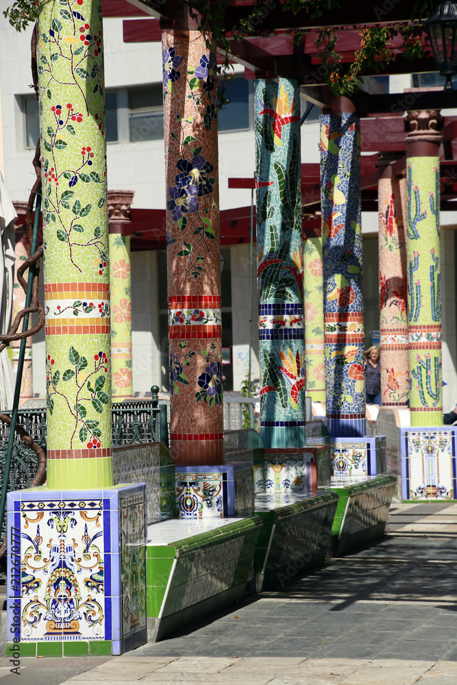 Fototapeta premium Arkady na Plaza San Miguel