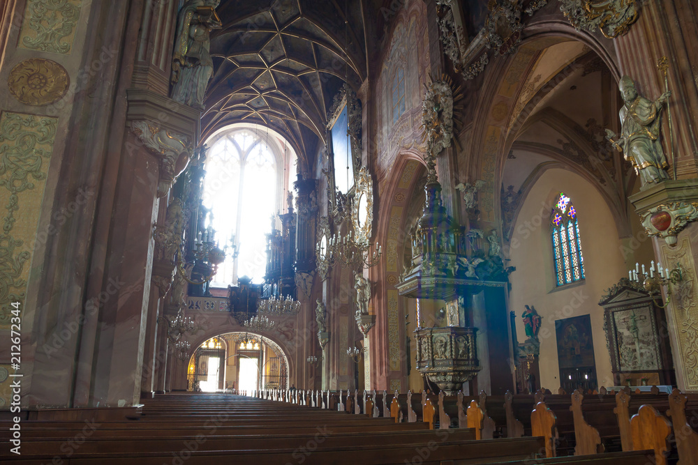 Bogate Wnętrze Katedry w Świdnicy - obrazy, fototapety, plakaty 