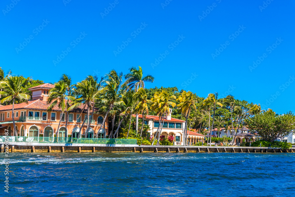 Fototapeta premium Large House in Fort Lauderdale