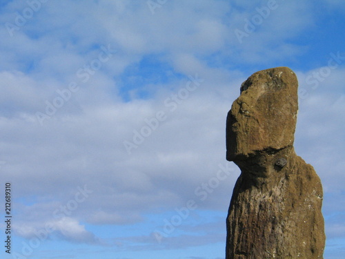 Isla de Pascua. Moais de Rapa Nui ( Chile)