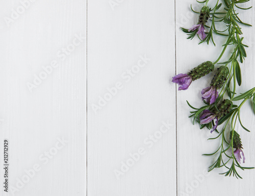 Fototapeta Naklejka Na Ścianę i Meble -  Spanish lavender on a table