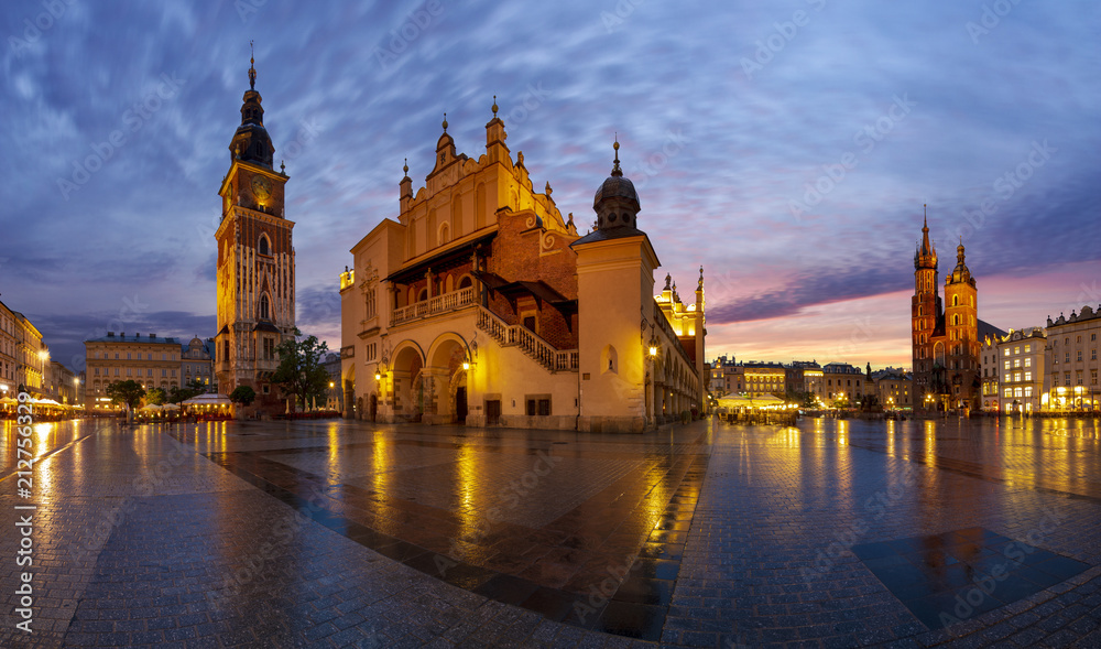 The main square in Krakow at sunrise, Poland-Panorama