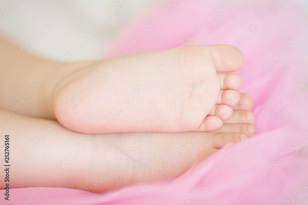 Little baby legs. Little baby legs.