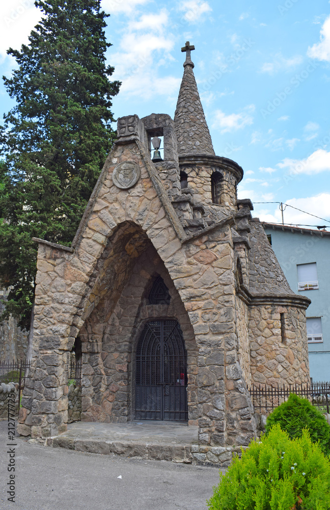 Capilla modernista de Sant Miquel de la Roqueta, en Ripoll Gerona España




