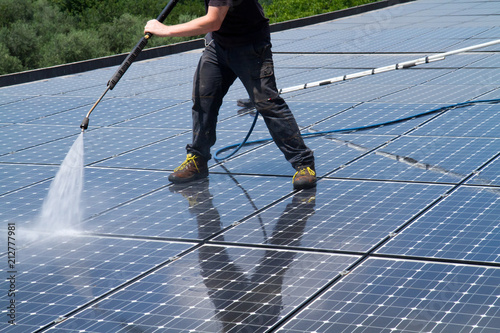 washing and cleaning photovoltaic panels