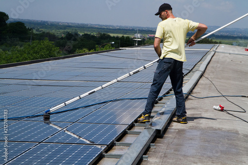 washing and cleaning photovoltaic panels