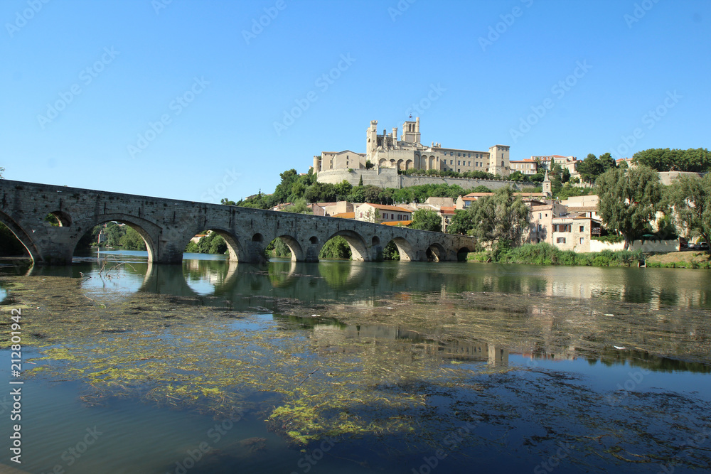 cathédrale saint-nazaire à béziers en france cathédrale saint-nazaire à béziers en france