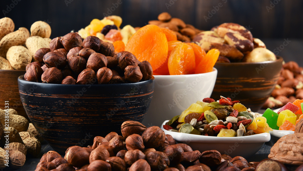 Composition with dried fruits and assorted nuts Composition with dried fruits and assorted nuts