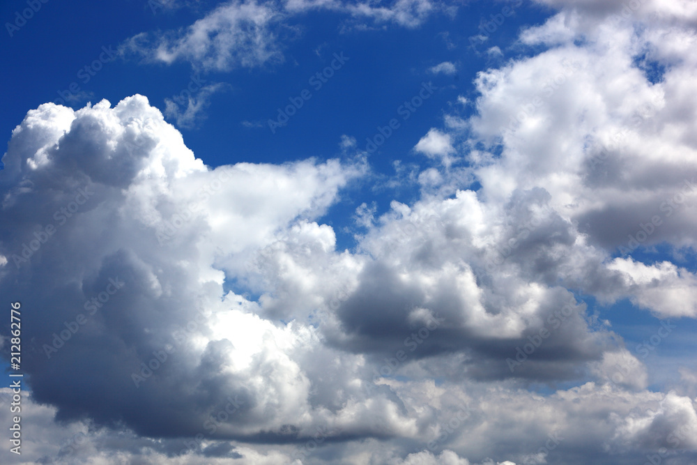 Wolkenhimmel, Regenwolken, Tiefdruckgebiet Wolkenhimmel, Regenwolken, Tiefdruckgebiet