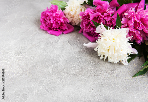 beautiful pink and white peony flowers