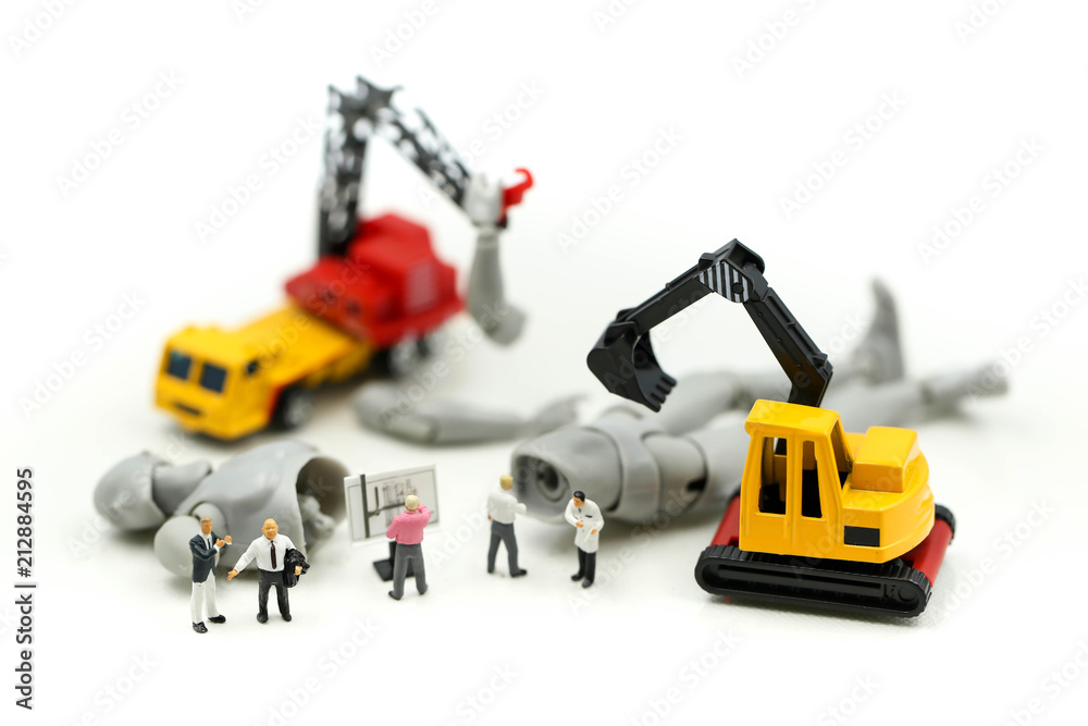 Obraz premium Miniature people : Businessman and Engineer deal production robots,industry Robot Business concept.