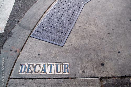 Tableau sur toile Down Decatur Street
