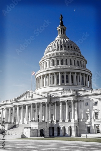 United States Capitol Building, Washington DC, USA © doganmesut