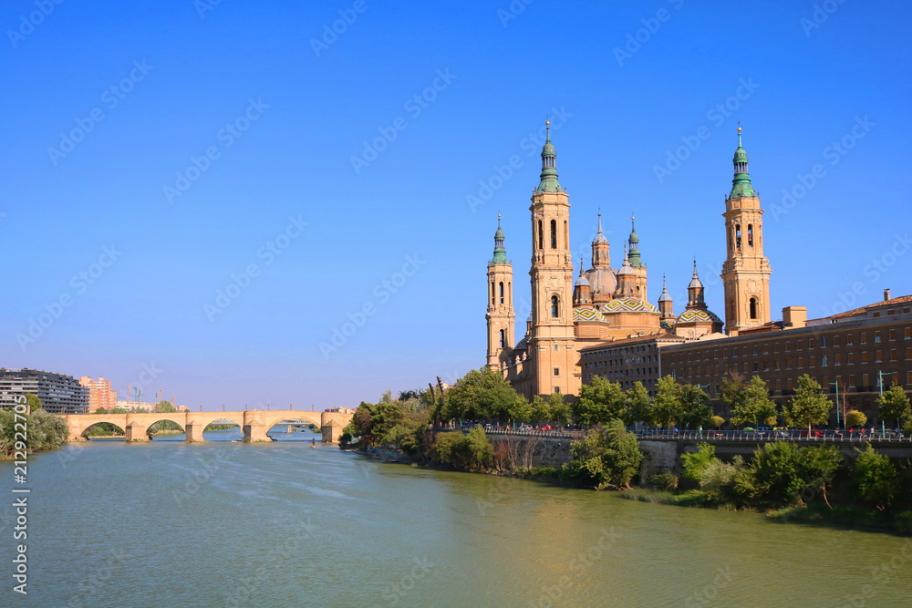 Naklejka premium View of Basilica Pillar in Zaragoza , Spain