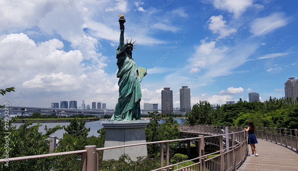 Fototapeta premium Odaiba Statue of Liberty