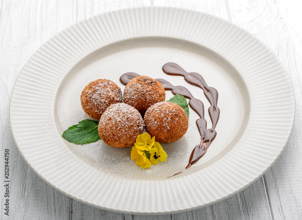Deep Fried Milk, dessert of milk Deep Fried Milk, dessert of milk