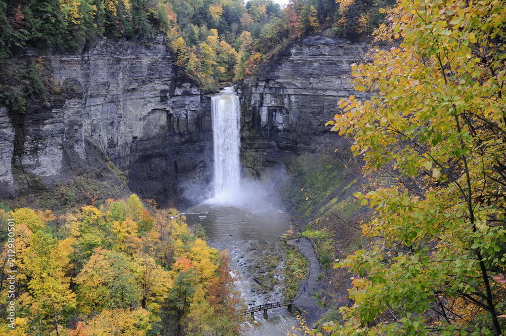 Fototapeta premium Taughannock Falls