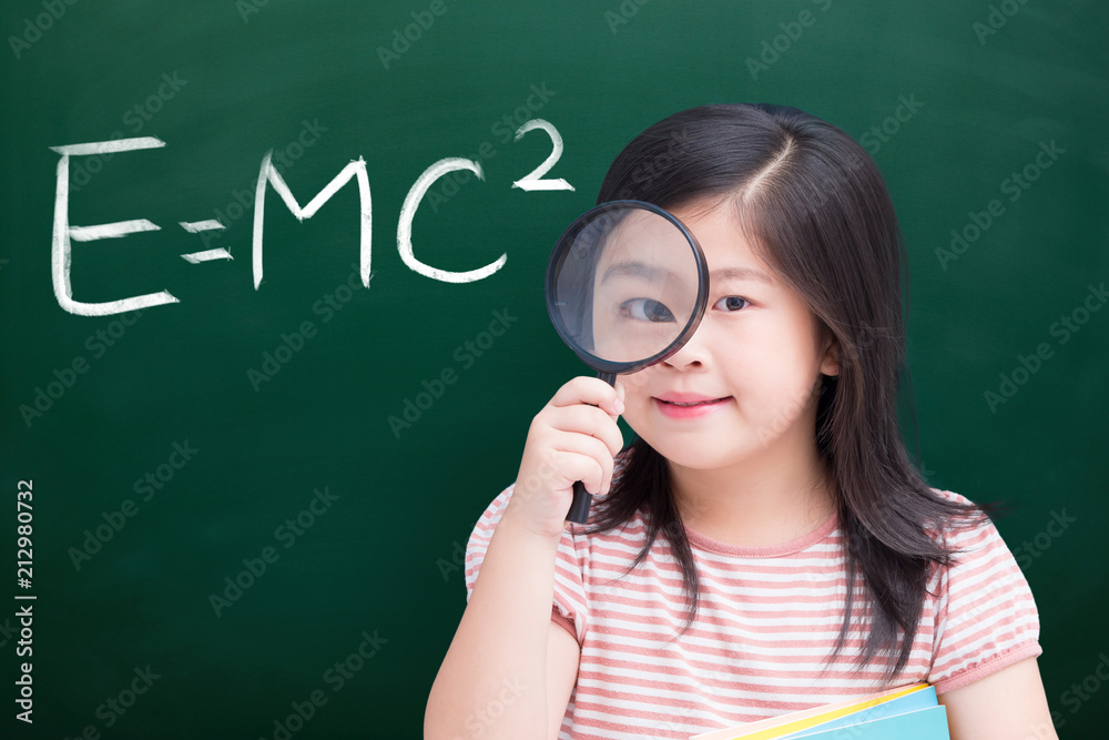 girl take magnifying with e-mc2