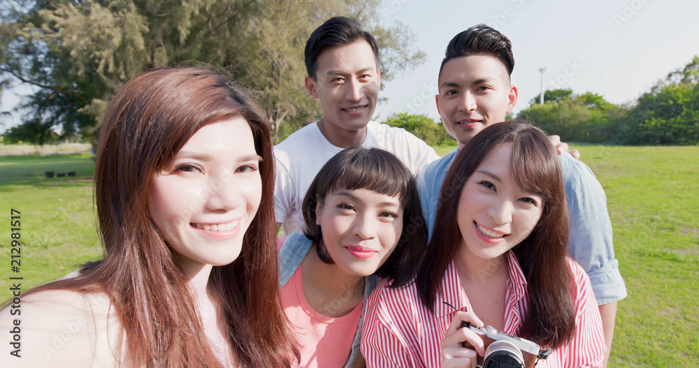 Fototapeta premium people selfie happily