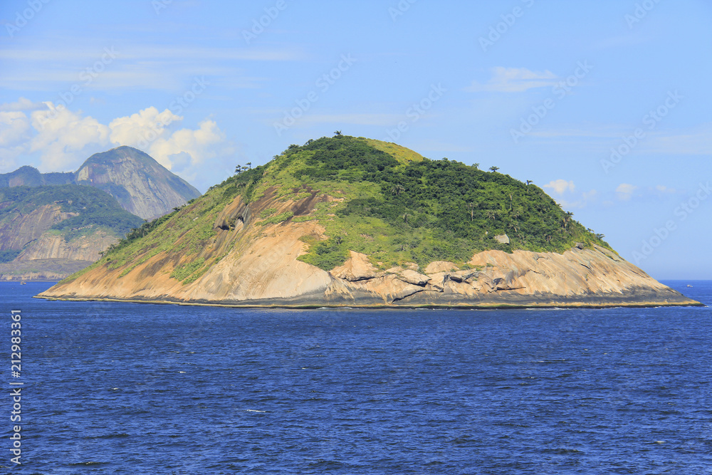 Islands around the world, Redonda Island in Rio de Janeiro, Brazil 