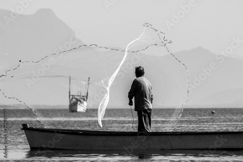Konstfotografi pescador praia de guaratuba pr brasil