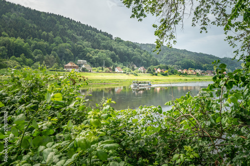 Flusslandschaft Elbe Bad Schandau photo