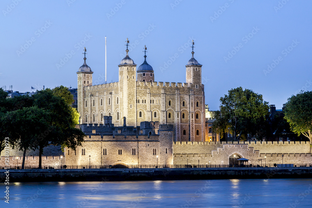Tower of London on the River Thames, London, England, United Kingdom, Europe