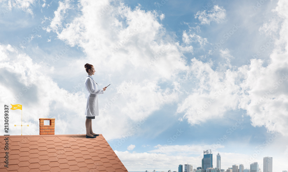 Woman doctor is ready to help the whole city Woman doctor is ready to help the whole city