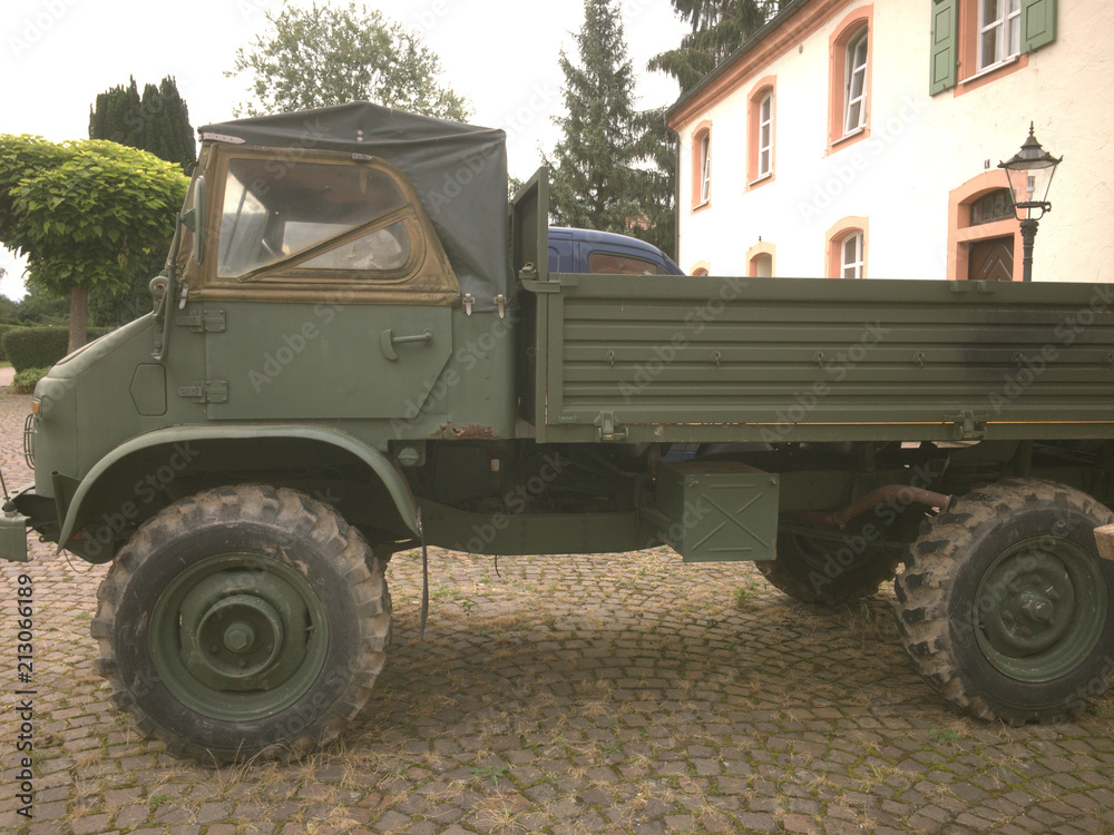 Fototapeta premium military truck