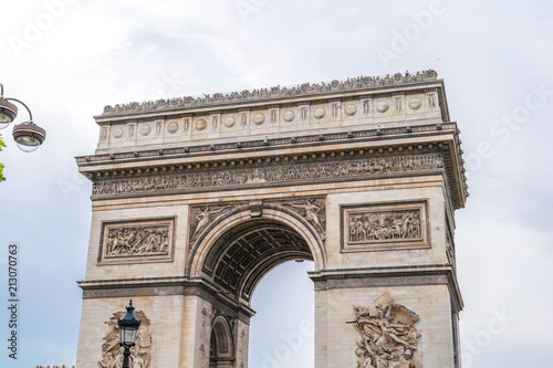 Arc de Trioumphe © ShinyChunks
