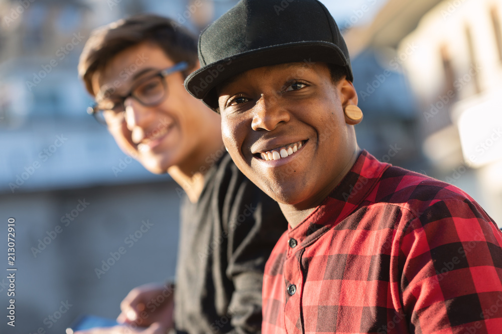 portrait of two fyoung friends portrait of two fyoung friends