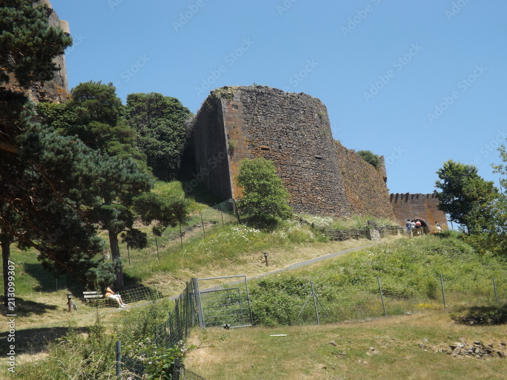 Ruines du Chateau de Murol