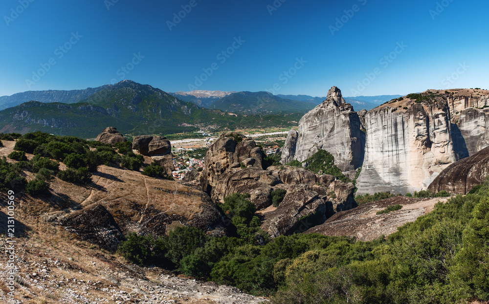 The Meteora is a rock formation in central Greece, in the western region of Thessaly, where the popular tourist attractions Meteora monasteries are located. UNESCO World Heritage List The Meteora is a rock formation in central Greece, in the western region of Thessaly, where the popular tourist attractions Meteora monasteries are located. UNESCO World Heritage List
