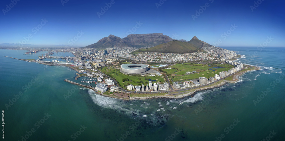 Aerial view over Cape Town - obrazy, fototapety, plakaty 