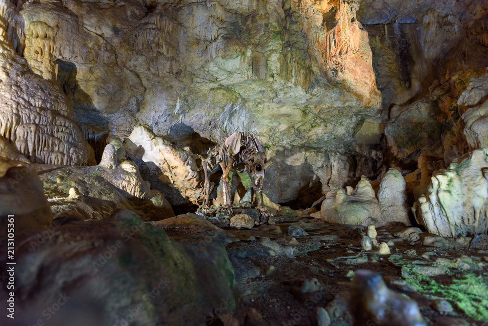 flowstone cave stalactite 