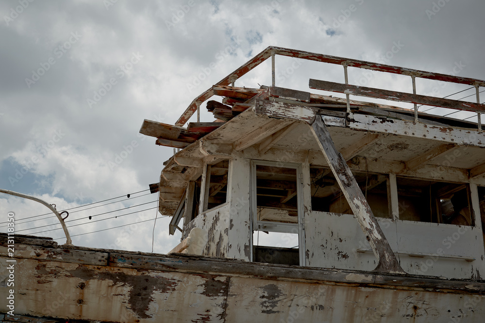 Obraz premium Old Brocken Boat