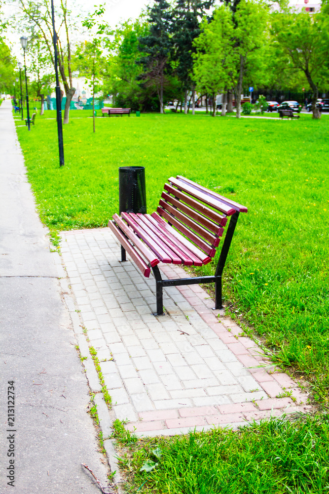 Green park bench
