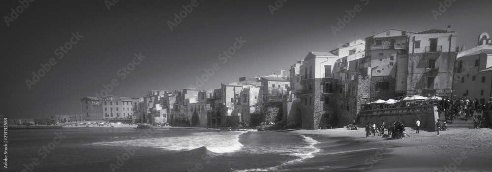 Travel Image from the sicilian town of Cefalù