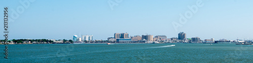 Obraz na plátně View of Galveston from Seawolf Park