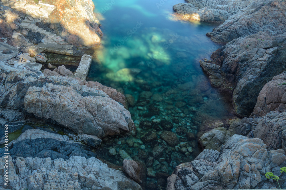 Obraz premium Little rocky mediterranean bay