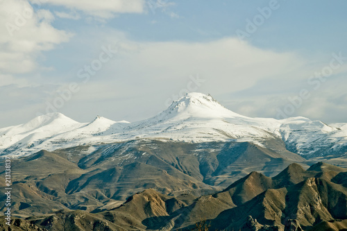 snow peks coverad