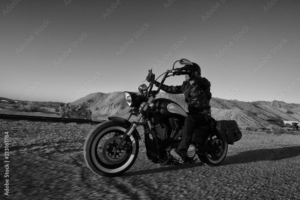 Obraz premium Desert Chopper Ride