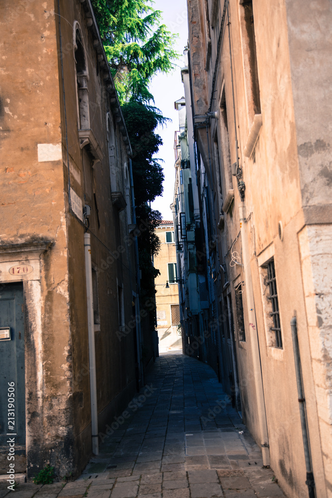 Venedig im Sommer, Gondeln