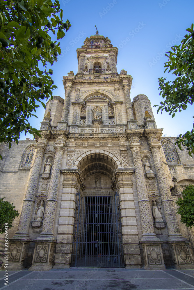 Fachada y torre de la Iglesia de San Miguel en Jerez de la Frontera Cadiz 